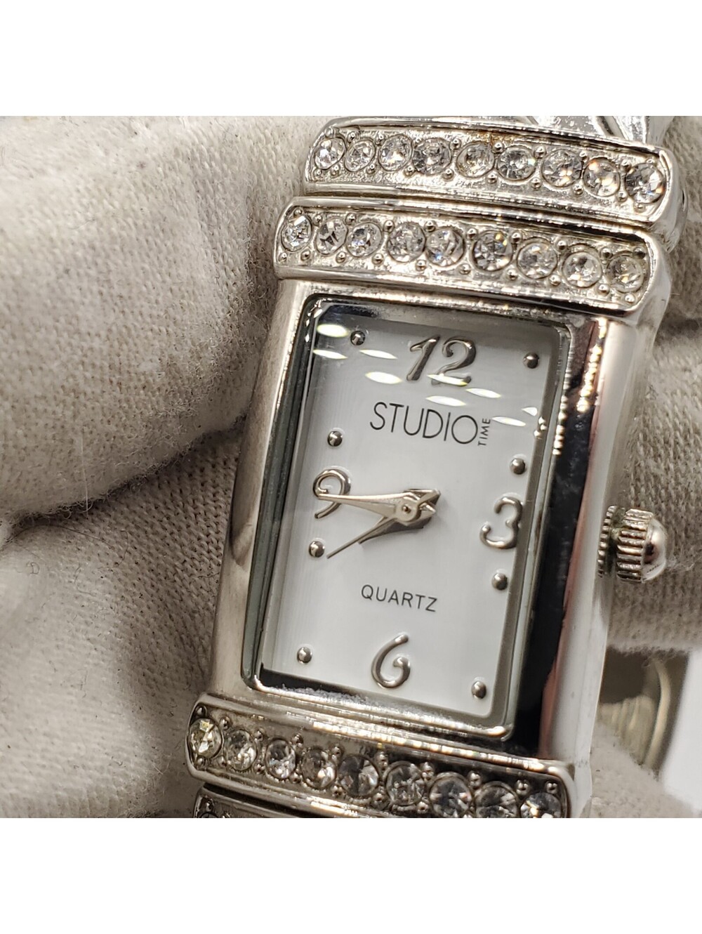 Studio Rhinestone Quartz Watch Womens 19mm Silver Tone New Battery - Picture 7 of 13